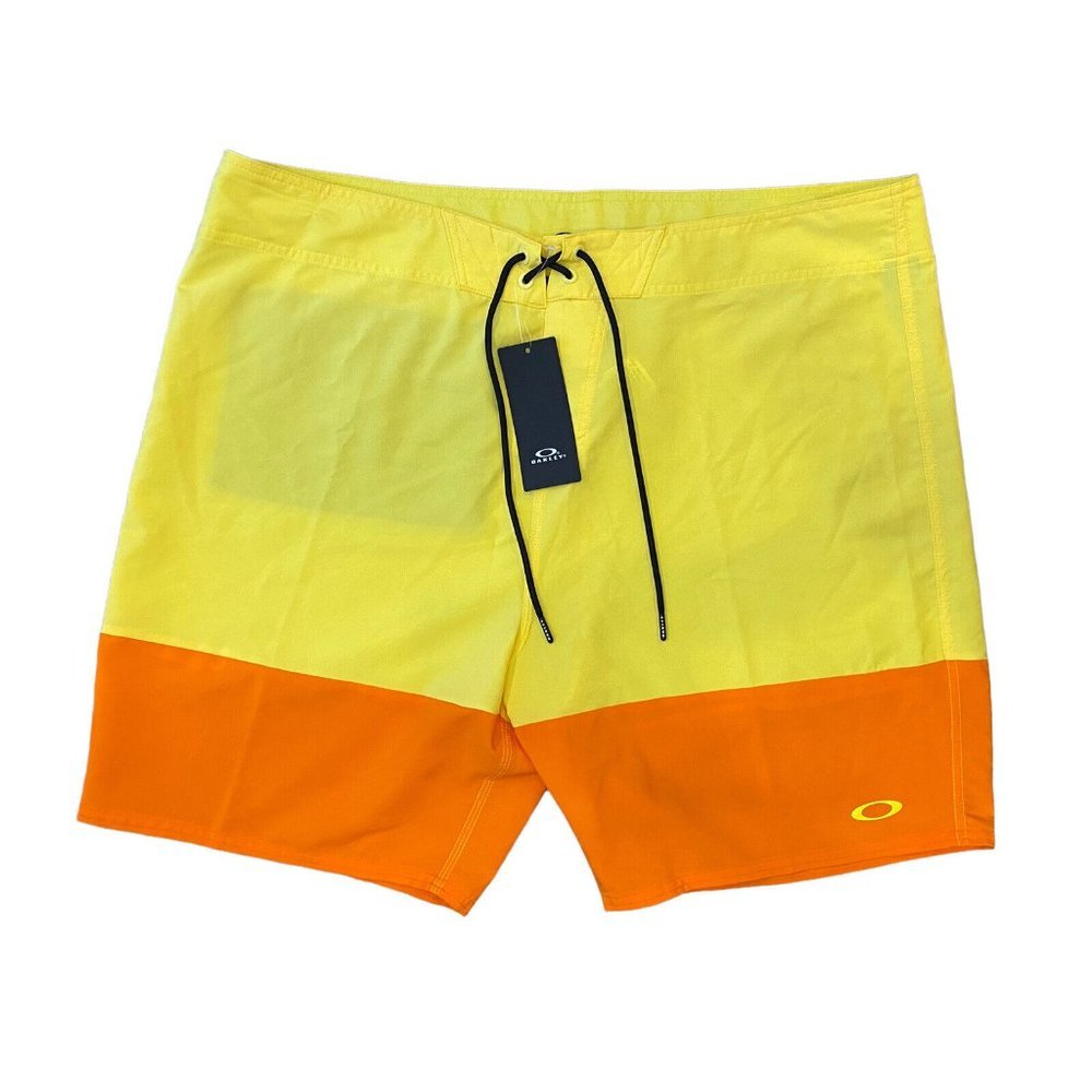 Oakley Bathing Suit Board Shorts Mens Sz 40 Performance Fit Bright Orange Yellow